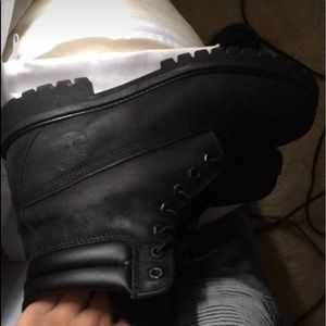 Black timb boots